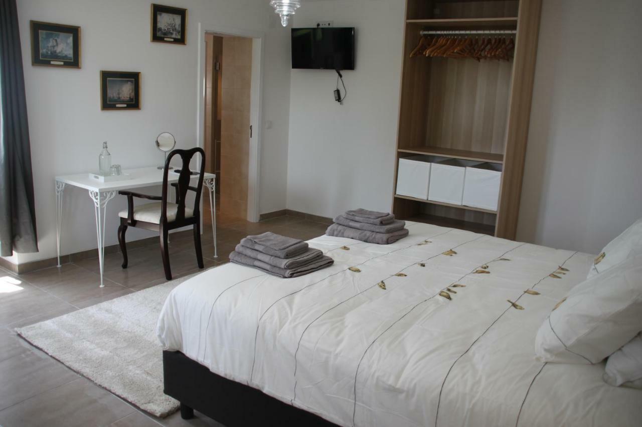 Bed and Breakfast Casa Do Loureiro Branco Сантарен Экстерьер фото